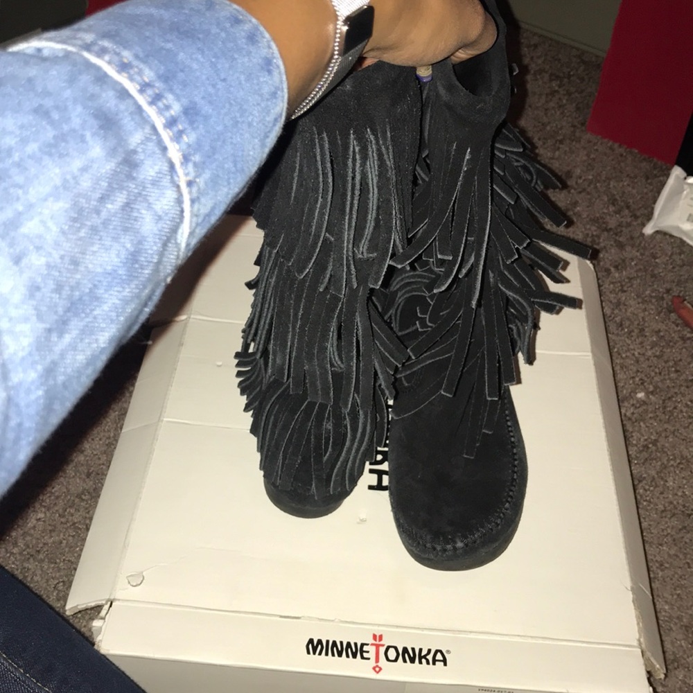 Black fringe Minnetonka boots